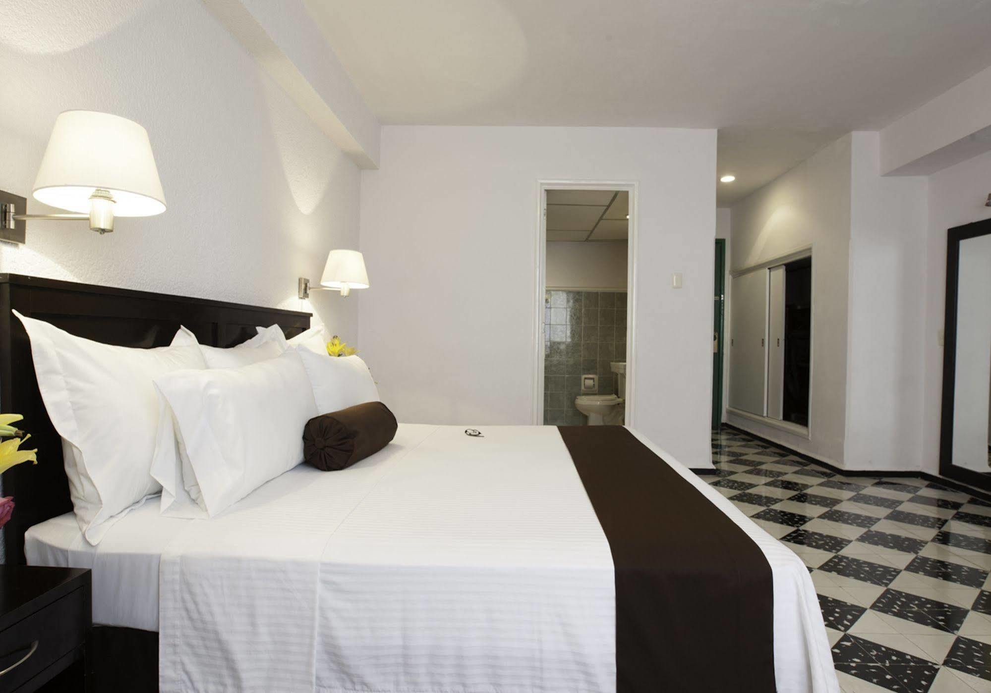 Mision Merida Panamericana Exterior photo